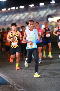 BIB: 22805, 21116
                            <button type="button" onclick="openModal(19909512)" class="btn btn-primary btn-sm float-right btn-popup" data-toggle="modal" data-target=".modal-high-quality">
                        <i class="fas fa-shopping-cart"></i> Add to Cart
                    </button>
                                            <button type="button" onclick="isThisMe(19909512, true)" class="btn btn-success btn-sm float-right btn-popup btn-isme hidden" data-toggle="tooltip" data-placement="bottom" title="นี่คือรูปของคุณใช่ไหม คลิกที่นี่เพื่อเอาเข้าอัลบั้ม">
                        <i class="fas fa-plus"></i> Add to album
                    </button>
                    <button type="button" onclick="isThisMe(19909512, false)" class="btn btn-warning btn-sm float-right btn-popup btn-isnotme hidden">
                        <i class="fas fa-ban"></i> Remove from album
                    </button>