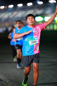 BIB: 10964
                            <button type="button" onclick="openModal(19905198)" class="btn btn-primary btn-sm float-right btn-popup" data-toggle="modal" data-target=".modal-high-quality">
                        <i class="fas fa-shopping-cart"></i> Add to Cart
                    </button>
                                            <button type="button" onclick="isThisMe(19905198, true)" class="btn btn-success btn-sm float-right btn-popup btn-isme hidden" data-toggle="tooltip" data-placement="bottom" title="นี่คือรูปของคุณใช่ไหม คลิกที่นี่เพื่อเอาเข้าอัลบั้ม">
                        <i class="fas fa-plus"></i> Add to album
                    </button>
                    <button type="button" onclick="isThisMe(19905198, false)" class="btn btn-warning btn-sm float-right btn-popup btn-isnotme hidden">
                        <i class="fas fa-ban"></i> Remove from album
                    </button>