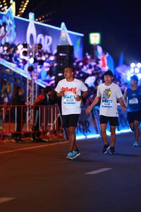 BIB: 42228, 41458
                            <button type="button" onclick="openModal(20105046)" class="btn btn-primary btn-sm float-right btn-popup" data-toggle="modal" data-target=".modal-high-quality">
                        <i class="fas fa-shopping-cart"></i> Add to Cart
                    </button>
                                            <button type="button" onclick="isThisMe(20105046, true)" class="btn btn-success btn-sm float-right btn-popup btn-isme hidden" data-toggle="tooltip" data-placement="bottom" title="นี่คือรูปของคุณใช่ไหม คลิกที่นี่เพื่อเอาเข้าอัลบั้ม">
                        <i class="fas fa-plus"></i> Add to album
                    </button>
                    <button type="button" onclick="isThisMe(20105046, false)" class="btn btn-warning btn-sm float-right btn-popup btn-isnotme hidden">
                        <i class="fas fa-ban"></i> Remove from album
                    </button>