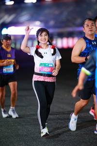 BIB: 116, 11301, 14134
                            <button type="button" onclick="openModal(19912107)" class="btn btn-primary btn-sm float-right btn-popup" data-toggle="modal" data-target=".modal-high-quality">
                        <i class="fas fa-shopping-cart"></i> Add to Cart
                    </button>
                                            <button type="button" onclick="isThisMe(19912107, true)" class="btn btn-success btn-sm float-right btn-popup btn-isme hidden" data-toggle="tooltip" data-placement="bottom" title="นี่คือรูปของคุณใช่ไหม คลิกที่นี่เพื่อเอาเข้าอัลบั้ม">
                        <i class="fas fa-plus"></i> Add to album
                    </button>
                    <button type="button" onclick="isThisMe(19912107, false)" class="btn btn-warning btn-sm float-right btn-popup btn-isnotme hidden">
                        <i class="fas fa-ban"></i> Remove from album
                    </button>