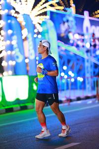 BIB: 987
                            <button type="button" onclick="openModal(20172105)" class="btn btn-primary btn-sm float-right btn-popup" data-toggle="modal" data-target=".modal-high-quality">
                        <i class="fas fa-shopping-cart"></i> Add to Cart
                    </button>
                                            <button type="button" onclick="isThisMe(20172105, true)" class="btn btn-success btn-sm float-right btn-popup btn-isme hidden" data-toggle="tooltip" data-placement="bottom" title="นี่คือรูปของคุณใช่ไหม คลิกที่นี่เพื่อเอาเข้าอัลบั้ม">
                        <i class="fas fa-plus"></i> Add to album
                    </button>
                    <button type="button" onclick="isThisMe(20172105, false)" class="btn btn-warning btn-sm float-right btn-popup btn-isnotme hidden">
                        <i class="fas fa-ban"></i> Remove from album
                    </button>