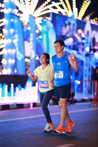 BIB: 0929, 4095
                            <button type="button" onclick="openModal(20102779)" class="btn btn-primary btn-sm float-right btn-popup" data-toggle="modal" data-target=".modal-high-quality">
                        <i class="fas fa-shopping-cart"></i> Add to Cart
                    </button>
                                            <button type="button" onclick="isThisMe(20102779, true)" class="btn btn-success btn-sm float-right btn-popup btn-isme hidden" data-toggle="tooltip" data-placement="bottom" title="นี่คือรูปของคุณใช่ไหม คลิกที่นี่เพื่อเอาเข้าอัลบั้ม">
                        <i class="fas fa-plus"></i> Add to album
                    </button>
                    <button type="button" onclick="isThisMe(20102779, false)" class="btn btn-warning btn-sm float-right btn-popup btn-isnotme hidden">
                        <i class="fas fa-ban"></i> Remove from album
                    </button>