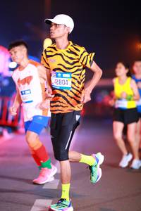 BIB: 42804
                            <button type="button" onclick="openModal(20089324)" class="btn btn-primary btn-sm float-right btn-popup" data-toggle="modal" data-target=".modal-high-quality">
                        <i class="fas fa-shopping-cart"></i> Add to Cart
                    </button>
                                            <button type="button" onclick="isThisMe(20089324, true)" class="btn btn-success btn-sm float-right btn-popup btn-isme hidden" data-toggle="tooltip" data-placement="bottom" title="นี่คือรูปของคุณใช่ไหม คลิกที่นี่เพื่อเอาเข้าอัลบั้ม">
                        <i class="fas fa-plus"></i> Add to album
                    </button>
                    <button type="button" onclick="isThisMe(20089324, false)" class="btn btn-warning btn-sm float-right btn-popup btn-isnotme hidden">
                        <i class="fas fa-ban"></i> Remove from album
                    </button>