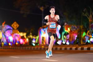 BIB: 40854
                            <button type="button" onclick="openModal(20692849)" class="btn btn-primary btn-sm float-right btn-popup" data-toggle="modal" data-target=".modal-high-quality">
                        <i class="fas fa-shopping-cart"></i> Add to Cart
                    </button>
                                            <button type="button" onclick="isThisMe(20692849, true)" class="btn btn-success btn-sm float-right btn-popup btn-isme hidden" data-toggle="tooltip" data-placement="bottom" title="นี่คือรูปของคุณใช่ไหม คลิกที่นี่เพื่อเอาเข้าอัลบั้ม">
                        <i class="fas fa-plus"></i> Add to album
                    </button>
                    <button type="button" onclick="isThisMe(20692849, false)" class="btn btn-warning btn-sm float-right btn-popup btn-isnotme hidden">
                        <i class="fas fa-ban"></i> Remove from album
                    </button>
