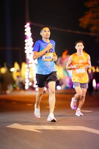 BIB: 65216
                            <button type="button" onclick="openModal(20786162)" class="btn btn-primary btn-sm float-right btn-popup" data-toggle="modal" data-target=".modal-high-quality">
                        <i class="fas fa-shopping-cart"></i> Add to Cart
                    </button>
                                            <button type="button" onclick="isThisMe(20786162, true)" class="btn btn-success btn-sm float-right btn-popup btn-isme hidden" data-toggle="tooltip" data-placement="bottom" title="นี่คือรูปของคุณใช่ไหม คลิกที่นี่เพื่อเอาเข้าอัลบั้ม">
                        <i class="fas fa-plus"></i> Add to album
                    </button>
                    <button type="button" onclick="isThisMe(20786162, false)" class="btn btn-warning btn-sm float-right btn-popup btn-isnotme hidden">
                        <i class="fas fa-ban"></i> Remove from album
                    </button>