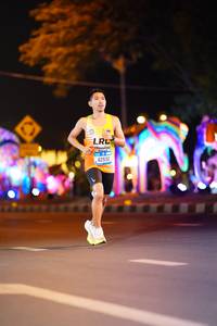 BIB: 42532
                            <button type="button" onclick="openModal(20737803)" class="btn btn-primary btn-sm float-right btn-popup" data-toggle="modal" data-target=".modal-high-quality">
                        <i class="fas fa-shopping-cart"></i> Add to Cart
                    </button>
                                            <button type="button" onclick="isThisMe(20737803, true)" class="btn btn-success btn-sm float-right btn-popup btn-isme hidden" data-toggle="tooltip" data-placement="bottom" title="นี่คือรูปของคุณใช่ไหม คลิกที่นี่เพื่อเอาเข้าอัลบั้ม">
                        <i class="fas fa-plus"></i> Add to album
                    </button>
                    <button type="button" onclick="isThisMe(20737803, false)" class="btn btn-warning btn-sm float-right btn-popup btn-isnotme hidden">
                        <i class="fas fa-ban"></i> Remove from album
                    </button>