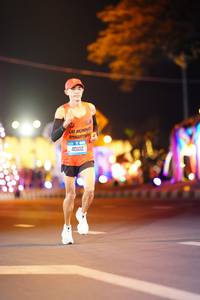 BIB: 40102
                            <button type="button" onclick="openModal(20703981)" class="btn btn-primary btn-sm float-right btn-popup" data-toggle="modal" data-target=".modal-high-quality">
                        <i class="fas fa-shopping-cart"></i> Add to Cart
                    </button>
                                            <button type="button" onclick="isThisMe(20703981, true)" class="btn btn-success btn-sm float-right btn-popup btn-isme hidden" data-toggle="tooltip" data-placement="bottom" title="นี่คือรูปของคุณใช่ไหม คลิกที่นี่เพื่อเอาเข้าอัลบั้ม">
                        <i class="fas fa-plus"></i> Add to album
                    </button>
                    <button type="button" onclick="isThisMe(20703981, false)" class="btn btn-warning btn-sm float-right btn-popup btn-isnotme hidden">
                        <i class="fas fa-ban"></i> Remove from album
                    </button>