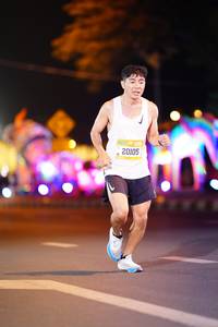 BIB: 20105
                            <button type="button" onclick="openModal(20748611)" class="btn btn-primary btn-sm float-right btn-popup" data-toggle="modal" data-target=".modal-high-quality">
                        <i class="fas fa-shopping-cart"></i> Add to Cart
                    </button>
                                            <button type="button" onclick="isThisMe(20748611, true)" class="btn btn-success btn-sm float-right btn-popup btn-isme hidden" data-toggle="tooltip" data-placement="bottom" title="นี่คือรูปของคุณใช่ไหม คลิกที่นี่เพื่อเอาเข้าอัลบั้ม">
                        <i class="fas fa-plus"></i> Add to album
                    </button>
                    <button type="button" onclick="isThisMe(20748611, false)" class="btn btn-warning btn-sm float-right btn-popup btn-isnotme hidden">
                        <i class="fas fa-ban"></i> Remove from album
                    </button>