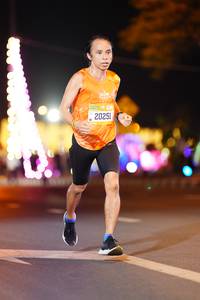BIB: 20251
                            <button type="button" onclick="openModal(20775957)" class="btn btn-primary btn-sm float-right btn-popup" data-toggle="modal" data-target=".modal-high-quality">
                        <i class="fas fa-shopping-cart"></i> Add to Cart
                    </button>
                                            <button type="button" onclick="isThisMe(20775957, true)" class="btn btn-success btn-sm float-right btn-popup btn-isme hidden" data-toggle="tooltip" data-placement="bottom" title="นี่คือรูปของคุณใช่ไหม คลิกที่นี่เพื่อเอาเข้าอัลบั้ม">
                        <i class="fas fa-plus"></i> Add to album
                    </button>
                    <button type="button" onclick="isThisMe(20775957, false)" class="btn btn-warning btn-sm float-right btn-popup btn-isnotme hidden">
                        <i class="fas fa-ban"></i> Remove from album
                    </button>