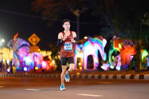 BIB: 40854
                            <button type="button" onclick="openModal(20692264)" class="btn btn-primary btn-sm float-right btn-popup" data-toggle="modal" data-target=".modal-high-quality">
                        <i class="fas fa-shopping-cart"></i> Add to Cart
                    </button>
                                            <button type="button" onclick="isThisMe(20692264, true)" class="btn btn-success btn-sm float-right btn-popup btn-isme hidden" data-toggle="tooltip" data-placement="bottom" title="นี่คือรูปของคุณใช่ไหม คลิกที่นี่เพื่อเอาเข้าอัลบั้ม">
                        <i class="fas fa-plus"></i> Add to album
                    </button>
                    <button type="button" onclick="isThisMe(20692264, false)" class="btn btn-warning btn-sm float-right btn-popup btn-isnotme hidden">
                        <i class="fas fa-ban"></i> Remove from album
                    </button>