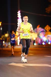 BIB: 10000, 22017
                            <button type="button" onclick="openModal(20496293)" class="btn btn-primary btn-sm float-right btn-popup" data-toggle="modal" data-target=".modal-high-quality">
                        <i class="fas fa-shopping-cart"></i> Add to Cart
                    </button>
                                            <button type="button" onclick="isThisMe(20496293, true)" class="btn btn-success btn-sm float-right btn-popup btn-isme hidden" data-toggle="tooltip" data-placement="bottom" title="นี่คือรูปของคุณใช่ไหม คลิกที่นี่เพื่อเอาเข้าอัลบั้ม">
                        <i class="fas fa-plus"></i> Add to album
                    </button>
                    <button type="button" onclick="isThisMe(20496293, false)" class="btn btn-warning btn-sm float-right btn-popup btn-isnotme hidden">
                        <i class="fas fa-ban"></i> Remove from album
                    </button>