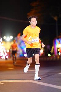 BIB: 23704
                            <button type="button" onclick="openModal(20479118)" class="btn btn-primary btn-sm float-right btn-popup" data-toggle="modal" data-target=".modal-high-quality">
                        <i class="fas fa-shopping-cart"></i> Add to Cart
                    </button>
                                            <button type="button" onclick="isThisMe(20479118, true)" class="btn btn-success btn-sm float-right btn-popup btn-isme hidden" data-toggle="tooltip" data-placement="bottom" title="นี่คือรูปของคุณใช่ไหม คลิกที่นี่เพื่อเอาเข้าอัลบั้ม">
                        <i class="fas fa-plus"></i> Add to album
                    </button>
                    <button type="button" onclick="isThisMe(20479118, false)" class="btn btn-warning btn-sm float-right btn-popup btn-isnotme hidden">
                        <i class="fas fa-ban"></i> Remove from album
                    </button>