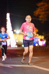 BIB: 010, 42198
                            <button type="button" onclick="openModal(21583978)" class="btn btn-primary btn-sm float-right btn-popup" data-toggle="modal" data-target=".modal-high-quality">
                        <i class="fas fa-shopping-cart"></i> Add to Cart
                    </button>
                                            <button type="button" onclick="isThisMe(21583978, true)" class="btn btn-success btn-sm float-right btn-popup btn-isme hidden" data-toggle="tooltip" data-placement="bottom" title="นี่คือรูปของคุณใช่ไหม คลิกที่นี่เพื่อเอาเข้าอัลบั้ม">
                        <i class="fas fa-plus"></i> Add to album
                    </button>
                    <button type="button" onclick="isThisMe(21583978, false)" class="btn btn-warning btn-sm float-right btn-popup btn-isnotme hidden">
                        <i class="fas fa-ban"></i> Remove from album
                    </button>