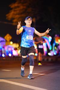 BIB: 41923
                            <button type="button" onclick="openModal(21583177)" class="btn btn-primary btn-sm float-right btn-popup" data-toggle="modal" data-target=".modal-high-quality">
                        <i class="fas fa-shopping-cart"></i> Add to Cart
                    </button>
                                            <button type="button" onclick="isThisMe(21583177, true)" class="btn btn-success btn-sm float-right btn-popup btn-isme hidden" data-toggle="tooltip" data-placement="bottom" title="นี่คือรูปของคุณใช่ไหม คลิกที่นี่เพื่อเอาเข้าอัลบั้ม">
                        <i class="fas fa-plus"></i> Add to album
                    </button>
                    <button type="button" onclick="isThisMe(21583177, false)" class="btn btn-warning btn-sm float-right btn-popup btn-isnotme hidden">
                        <i class="fas fa-ban"></i> Remove from album
                    </button>