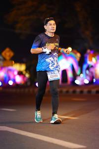 BIB: 130
                            <button type="button" onclick="openModal(21562595)" class="btn btn-primary btn-sm float-right btn-popup" data-toggle="modal" data-target=".modal-high-quality">
                        <i class="fas fa-shopping-cart"></i> Add to Cart
                    </button>
                                            <button type="button" onclick="isThisMe(21562595, true)" class="btn btn-success btn-sm float-right btn-popup btn-isme hidden" data-toggle="tooltip" data-placement="bottom" title="นี่คือรูปของคุณใช่ไหม คลิกที่นี่เพื่อเอาเข้าอัลบั้ม">
                        <i class="fas fa-plus"></i> Add to album
                    </button>
                    <button type="button" onclick="isThisMe(21562595, false)" class="btn btn-warning btn-sm float-right btn-popup btn-isnotme hidden">
                        <i class="fas fa-ban"></i> Remove from album
                    </button>