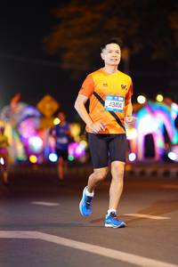 BIB: 43404
                            <button type="button" onclick="openModal(21582573)" class="btn btn-primary btn-sm float-right btn-popup" data-toggle="modal" data-target=".modal-high-quality">
                        <i class="fas fa-shopping-cart"></i> Add to Cart
                    </button>
                                            <button type="button" onclick="isThisMe(21582573, true)" class="btn btn-success btn-sm float-right btn-popup btn-isme hidden" data-toggle="tooltip" data-placement="bottom" title="นี่คือรูปของคุณใช่ไหม คลิกที่นี่เพื่อเอาเข้าอัลบั้ม">
                        <i class="fas fa-plus"></i> Add to album
                    </button>
                    <button type="button" onclick="isThisMe(21582573, false)" class="btn btn-warning btn-sm float-right btn-popup btn-isnotme hidden">
                        <i class="fas fa-ban"></i> Remove from album
                    </button>