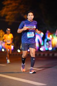 BIB: 43572
                            <button type="button" onclick="openModal(21579154)" class="btn btn-primary btn-sm float-right btn-popup" data-toggle="modal" data-target=".modal-high-quality">
                        <i class="fas fa-shopping-cart"></i> Add to Cart
                    </button>
                                            <button type="button" onclick="isThisMe(21579154, true)" class="btn btn-success btn-sm float-right btn-popup btn-isme hidden" data-toggle="tooltip" data-placement="bottom" title="นี่คือรูปของคุณใช่ไหม คลิกที่นี่เพื่อเอาเข้าอัลบั้ม">
                        <i class="fas fa-plus"></i> Add to album
                    </button>
                    <button type="button" onclick="isThisMe(21579154, false)" class="btn btn-warning btn-sm float-right btn-popup btn-isnotme hidden">
                        <i class="fas fa-ban"></i> Remove from album
                    </button>