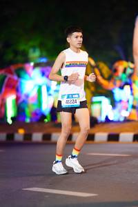 BIB: 41224
                            <button type="button" onclick="openModal(21567778)" class="btn btn-primary btn-sm float-right btn-popup" data-toggle="modal" data-target=".modal-high-quality">
                        <i class="fas fa-shopping-cart"></i> Add to Cart
                    </button>
                                            <button type="button" onclick="isThisMe(21567778, true)" class="btn btn-success btn-sm float-right btn-popup btn-isme hidden" data-toggle="tooltip" data-placement="bottom" title="นี่คือรูปของคุณใช่ไหม คลิกที่นี่เพื่อเอาเข้าอัลบั้ม">
                        <i class="fas fa-plus"></i> Add to album
                    </button>
                    <button type="button" onclick="isThisMe(21567778, false)" class="btn btn-warning btn-sm float-right btn-popup btn-isnotme hidden">
                        <i class="fas fa-ban"></i> Remove from album
                    </button>
