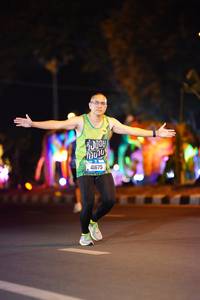 BIB: 41675
                            <button type="button" onclick="openModal(21573414)" class="btn btn-primary btn-sm float-right btn-popup" data-toggle="modal" data-target=".modal-high-quality">
                        <i class="fas fa-shopping-cart"></i> Add to Cart
                    </button>
                                            <button type="button" onclick="isThisMe(21573414, true)" class="btn btn-success btn-sm float-right btn-popup btn-isme hidden" data-toggle="tooltip" data-placement="bottom" title="นี่คือรูปของคุณใช่ไหม คลิกที่นี่เพื่อเอาเข้าอัลบั้ม">
                        <i class="fas fa-plus"></i> Add to album
                    </button>
                    <button type="button" onclick="isThisMe(21573414, false)" class="btn btn-warning btn-sm float-right btn-popup btn-isnotme hidden">
                        <i class="fas fa-ban"></i> Remove from album
                    </button>