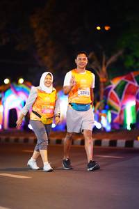BIB: 26817, 0622
                            <button type="button" onclick="openModal(21668223)" class="btn btn-primary btn-sm float-right btn-popup" data-toggle="modal" data-target=".modal-high-quality">
                        <i class="fas fa-shopping-cart"></i> Add to Cart
                    </button>
                                            <button type="button" onclick="isThisMe(21668223, true)" class="btn btn-success btn-sm float-right btn-popup btn-isme hidden" data-toggle="tooltip" data-placement="bottom" title="นี่คือรูปของคุณใช่ไหม คลิกที่นี่เพื่อเอาเข้าอัลบั้ม">
                        <i class="fas fa-plus"></i> Add to album
                    </button>
                    <button type="button" onclick="isThisMe(21668223, false)" class="btn btn-warning btn-sm float-right btn-popup btn-isnotme hidden">
                        <i class="fas fa-ban"></i> Remove from album
                    </button>