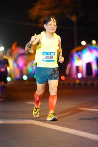 BIB: 1230, 43125
                            <button type="button" onclick="openModal(21570850)" class="btn btn-primary btn-sm float-right btn-popup" data-toggle="modal" data-target=".modal-high-quality">
                        <i class="fas fa-shopping-cart"></i> Add to Cart
                    </button>
                                            <button type="button" onclick="isThisMe(21570850, true)" class="btn btn-success btn-sm float-right btn-popup btn-isme hidden" data-toggle="tooltip" data-placement="bottom" title="นี่คือรูปของคุณใช่ไหม คลิกที่นี่เพื่อเอาเข้าอัลบั้ม">
                        <i class="fas fa-plus"></i> Add to album
                    </button>
                    <button type="button" onclick="isThisMe(21570850, false)" class="btn btn-warning btn-sm float-right btn-popup btn-isnotme hidden">
                        <i class="fas fa-ban"></i> Remove from album
                    </button>