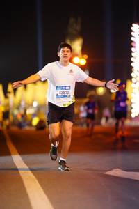 BIB: 240, 42870
                            <button type="button" onclick="openModal(21569797)" class="btn btn-primary btn-sm float-right btn-popup" data-toggle="modal" data-target=".modal-high-quality">
                        <i class="fas fa-shopping-cart"></i> Add to Cart
                    </button>
                                            <button type="button" onclick="isThisMe(21569797, true)" class="btn btn-success btn-sm float-right btn-popup btn-isme hidden" data-toggle="tooltip" data-placement="bottom" title="นี่คือรูปของคุณใช่ไหม คลิกที่นี่เพื่อเอาเข้าอัลบั้ม">
                        <i class="fas fa-plus"></i> Add to album
                    </button>
                    <button type="button" onclick="isThisMe(21569797, false)" class="btn btn-warning btn-sm float-right btn-popup btn-isnotme hidden">
                        <i class="fas fa-ban"></i> Remove from album
                    </button>