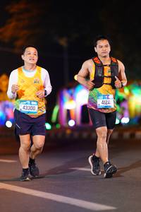 BIB: 43300, 41242
                            <button type="button" onclick="openModal(21583359)" class="btn btn-primary btn-sm float-right btn-popup" data-toggle="modal" data-target=".modal-high-quality">
                        <i class="fas fa-shopping-cart"></i> Add to Cart
                    </button>
                                            <button type="button" onclick="isThisMe(21583359, true)" class="btn btn-success btn-sm float-right btn-popup btn-isme hidden" data-toggle="tooltip" data-placement="bottom" title="นี่คือรูปของคุณใช่ไหม คลิกที่นี่เพื่อเอาเข้าอัลบั้ม">
                        <i class="fas fa-plus"></i> Add to album
                    </button>
                    <button type="button" onclick="isThisMe(21583359, false)" class="btn btn-warning btn-sm float-right btn-popup btn-isnotme hidden">
                        <i class="fas fa-ban"></i> Remove from album
                    </button>