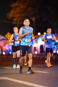 BIB: 40715
                            <button type="button" onclick="openModal(21668417)" class="btn btn-primary btn-sm float-right btn-popup" data-toggle="modal" data-target=".modal-high-quality">
                        <i class="fas fa-shopping-cart"></i> Add to Cart
                    </button>
                                            <button type="button" onclick="isThisMe(21668417, true)" class="btn btn-success btn-sm float-right btn-popup btn-isme hidden" data-toggle="tooltip" data-placement="bottom" title="นี่คือรูปของคุณใช่ไหม คลิกที่นี่เพื่อเอาเข้าอัลบั้ม">
                        <i class="fas fa-plus"></i> Add to album
                    </button>
                    <button type="button" onclick="isThisMe(21668417, false)" class="btn btn-warning btn-sm float-right btn-popup btn-isnotme hidden">
                        <i class="fas fa-ban"></i> Remove from album
                    </button>