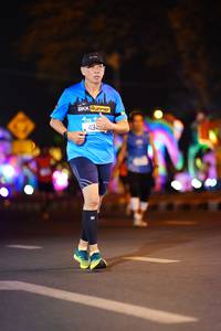 BIB: 105
                            <button type="button" onclick="openModal(21588132)" class="btn btn-primary btn-sm float-right btn-popup" data-toggle="modal" data-target=".modal-high-quality">
                        <i class="fas fa-shopping-cart"></i> Add to Cart
                    </button>
                                            <button type="button" onclick="isThisMe(21588132, true)" class="btn btn-success btn-sm float-right btn-popup btn-isme hidden" data-toggle="tooltip" data-placement="bottom" title="นี่คือรูปของคุณใช่ไหม คลิกที่นี่เพื่อเอาเข้าอัลบั้ม">
                        <i class="fas fa-plus"></i> Add to album
                    </button>
                    <button type="button" onclick="isThisMe(21588132, false)" class="btn btn-warning btn-sm float-right btn-popup btn-isnotme hidden">
                        <i class="fas fa-ban"></i> Remove from album
                    </button>