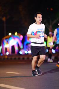 BIB: 3205
                            <button type="button" onclick="openModal(21570624)" class="btn btn-primary btn-sm float-right btn-popup" data-toggle="modal" data-target=".modal-high-quality">
                        <i class="fas fa-shopping-cart"></i> Add to Cart
                    </button>
                                            <button type="button" onclick="isThisMe(21570624, true)" class="btn btn-success btn-sm float-right btn-popup btn-isme hidden" data-toggle="tooltip" data-placement="bottom" title="นี่คือรูปของคุณใช่ไหม คลิกที่นี่เพื่อเอาเข้าอัลบั้ม">
                        <i class="fas fa-plus"></i> Add to album
                    </button>
                    <button type="button" onclick="isThisMe(21570624, false)" class="btn btn-warning btn-sm float-right btn-popup btn-isnotme hidden">
                        <i class="fas fa-ban"></i> Remove from album
                    </button>