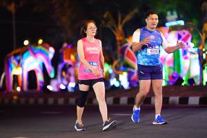 BIB: 42019
                            <button type="button" onclick="openModal(21586732)" class="btn btn-primary btn-sm float-right btn-popup" data-toggle="modal" data-target=".modal-high-quality">
                        <i class="fas fa-shopping-cart"></i> Add to Cart
                    </button>
                                            <button type="button" onclick="isThisMe(21586732, true)" class="btn btn-success btn-sm float-right btn-popup btn-isme hidden" data-toggle="tooltip" data-placement="bottom" title="นี่คือรูปของคุณใช่ไหม คลิกที่นี่เพื่อเอาเข้าอัลบั้ม">
                        <i class="fas fa-plus"></i> Add to album
                    </button>
                    <button type="button" onclick="isThisMe(21586732, false)" class="btn btn-warning btn-sm float-right btn-popup btn-isnotme hidden">
                        <i class="fas fa-ban"></i> Remove from album
                    </button>