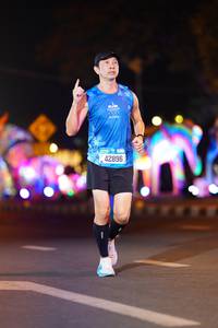 BIB: 42896
                            <button type="button" onclick="openModal(21668183)" class="btn btn-primary btn-sm float-right btn-popup" data-toggle="modal" data-target=".modal-high-quality">
                        <i class="fas fa-shopping-cart"></i> Add to Cart
                    </button>
                                            <button type="button" onclick="isThisMe(21668183, true)" class="btn btn-success btn-sm float-right btn-popup btn-isme hidden" data-toggle="tooltip" data-placement="bottom" title="นี่คือรูปของคุณใช่ไหม คลิกที่นี่เพื่อเอาเข้าอัลบั้ม">
                        <i class="fas fa-plus"></i> Add to album
                    </button>
                    <button type="button" onclick="isThisMe(21668183, false)" class="btn btn-warning btn-sm float-right btn-popup btn-isnotme hidden">
                        <i class="fas fa-ban"></i> Remove from album
                    </button>