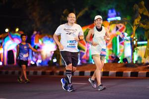 BIB: 44040
                            <button type="button" onclick="openModal(21574293)" class="btn btn-primary btn-sm float-right btn-popup" data-toggle="modal" data-target=".modal-high-quality">
                        <i class="fas fa-shopping-cart"></i> Add to Cart
                    </button>
                                            <button type="button" onclick="isThisMe(21574293, true)" class="btn btn-success btn-sm float-right btn-popup btn-isme hidden" data-toggle="tooltip" data-placement="bottom" title="นี่คือรูปของคุณใช่ไหม คลิกที่นี่เพื่อเอาเข้าอัลบั้ม">
                        <i class="fas fa-plus"></i> Add to album
                    </button>
                    <button type="button" onclick="isThisMe(21574293, false)" class="btn btn-warning btn-sm float-right btn-popup btn-isnotme hidden">
                        <i class="fas fa-ban"></i> Remove from album
                    </button>