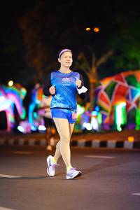 BIB: 4009
                            <button type="button" onclick="openModal(21584341)" class="btn btn-primary btn-sm float-right btn-popup" data-toggle="modal" data-target=".modal-high-quality">
                        <i class="fas fa-shopping-cart"></i> Add to Cart
                    </button>
                                            <button type="button" onclick="isThisMe(21584341, true)" class="btn btn-success btn-sm float-right btn-popup btn-isme hidden" data-toggle="tooltip" data-placement="bottom" title="นี่คือรูปของคุณใช่ไหม คลิกที่นี่เพื่อเอาเข้าอัลบั้ม">
                        <i class="fas fa-plus"></i> Add to album
                    </button>
                    <button type="button" onclick="isThisMe(21584341, false)" class="btn btn-warning btn-sm float-right btn-popup btn-isnotme hidden">
                        <i class="fas fa-ban"></i> Remove from album
                    </button>