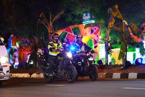 BIB: 
                            <button type="button" onclick="openModal(21591138)" class="btn btn-primary btn-sm float-right btn-popup" data-toggle="modal" data-target=".modal-high-quality">
                        <i class="fas fa-shopping-cart"></i> Add to Cart
                    </button>
                                            <button type="button" onclick="isThisMe(21591138, true)" class="btn btn-success btn-sm float-right btn-popup btn-isme hidden" data-toggle="tooltip" data-placement="bottom" title="นี่คือรูปของคุณใช่ไหม คลิกที่นี่เพื่อเอาเข้าอัลบั้ม">
                        <i class="fas fa-plus"></i> Add to album
                    </button>
                    <button type="button" onclick="isThisMe(21591138, false)" class="btn btn-warning btn-sm float-right btn-popup btn-isnotme hidden">
                        <i class="fas fa-ban"></i> Remove from album
                    </button>