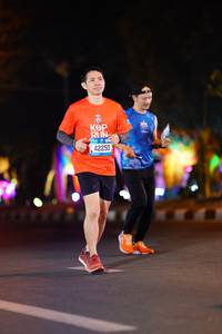 BIB: 42250
                            <button type="button" onclick="openModal(21668677)" class="btn btn-primary btn-sm float-right btn-popup" data-toggle="modal" data-target=".modal-high-quality">
                        <i class="fas fa-shopping-cart"></i> Add to Cart
                    </button>
                                            <button type="button" onclick="isThisMe(21668677, true)" class="btn btn-success btn-sm float-right btn-popup btn-isme hidden" data-toggle="tooltip" data-placement="bottom" title="นี่คือรูปของคุณใช่ไหม คลิกที่นี่เพื่อเอาเข้าอัลบั้ม">
                        <i class="fas fa-plus"></i> Add to album
                    </button>
                    <button type="button" onclick="isThisMe(21668677, false)" class="btn btn-warning btn-sm float-right btn-popup btn-isnotme hidden">
                        <i class="fas fa-ban"></i> Remove from album
                    </button>