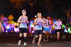 BIB: 77406, 77409
                            <button type="button" onclick="openModal(21575025)" class="btn btn-primary btn-sm float-right btn-popup" data-toggle="modal" data-target=".modal-high-quality">
                        <i class="fas fa-shopping-cart"></i> Add to Cart
                    </button>
                                            <button type="button" onclick="isThisMe(21575025, true)" class="btn btn-success btn-sm float-right btn-popup btn-isme hidden" data-toggle="tooltip" data-placement="bottom" title="นี่คือรูปของคุณใช่ไหม คลิกที่นี่เพื่อเอาเข้าอัลบั้ม">
                        <i class="fas fa-plus"></i> Add to album
                    </button>
                    <button type="button" onclick="isThisMe(21575025, false)" class="btn btn-warning btn-sm float-right btn-popup btn-isnotme hidden">
                        <i class="fas fa-ban"></i> Remove from album
                    </button>