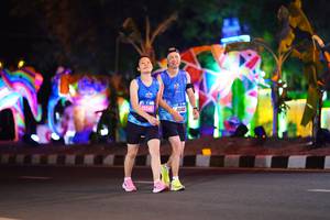 BIB: 45540
                            <button type="button" onclick="openModal(21578688)" class="btn btn-primary btn-sm float-right btn-popup" data-toggle="modal" data-target=".modal-high-quality">
                        <i class="fas fa-shopping-cart"></i> Add to Cart
                    </button>
                                            <button type="button" onclick="isThisMe(21578688, true)" class="btn btn-success btn-sm float-right btn-popup btn-isme hidden" data-toggle="tooltip" data-placement="bottom" title="นี่คือรูปของคุณใช่ไหม คลิกที่นี่เพื่อเอาเข้าอัลบั้ม">
                        <i class="fas fa-plus"></i> Add to album
                    </button>
                    <button type="button" onclick="isThisMe(21578688, false)" class="btn btn-warning btn-sm float-right btn-popup btn-isnotme hidden">
                        <i class="fas fa-ban"></i> Remove from album
                    </button>