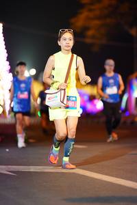 BIB: 480
                            <button type="button" onclick="openModal(21577786)" class="btn btn-primary btn-sm float-right btn-popup" data-toggle="modal" data-target=".modal-high-quality">
                        <i class="fas fa-shopping-cart"></i> Add to Cart
                    </button>
                                            <button type="button" onclick="isThisMe(21577786, true)" class="btn btn-success btn-sm float-right btn-popup btn-isme hidden" data-toggle="tooltip" data-placement="bottom" title="นี่คือรูปของคุณใช่ไหม คลิกที่นี่เพื่อเอาเข้าอัลบั้ม">
                        <i class="fas fa-plus"></i> Add to album
                    </button>
                    <button type="button" onclick="isThisMe(21577786, false)" class="btn btn-warning btn-sm float-right btn-popup btn-isnotme hidden">
                        <i class="fas fa-ban"></i> Remove from album
                    </button>