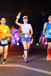 BIB: 110, 100, 40920
                            <button type="button" onclick="openModal(21500752)" class="btn btn-primary btn-sm float-right btn-popup" data-toggle="modal" data-target=".modal-high-quality">
                        <i class="fas fa-shopping-cart"></i> Add to Cart
                    </button>
                                            <button type="button" onclick="isThisMe(21500752, true)" class="btn btn-success btn-sm float-right btn-popup btn-isme hidden" data-toggle="tooltip" data-placement="bottom" title="นี่คือรูปของคุณใช่ไหม คลิกที่นี่เพื่อเอาเข้าอัลบั้ม">
                        <i class="fas fa-plus"></i> Add to album
                    </button>
                    <button type="button" onclick="isThisMe(21500752, false)" class="btn btn-warning btn-sm float-right btn-popup btn-isnotme hidden">
                        <i class="fas fa-ban"></i> Remove from album
                    </button>