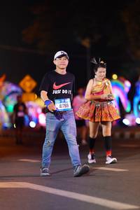 BIB: 41769
                            <button type="button" onclick="openModal(21589745)" class="btn btn-primary btn-sm float-right btn-popup" data-toggle="modal" data-target=".modal-high-quality">
                        <i class="fas fa-shopping-cart"></i> Add to Cart
                    </button>
                                            <button type="button" onclick="isThisMe(21589745, true)" class="btn btn-success btn-sm float-right btn-popup btn-isme hidden" data-toggle="tooltip" data-placement="bottom" title="นี่คือรูปของคุณใช่ไหม คลิกที่นี่เพื่อเอาเข้าอัลบั้ม">
                        <i class="fas fa-plus"></i> Add to album
                    </button>
                    <button type="button" onclick="isThisMe(21589745, false)" class="btn btn-warning btn-sm float-right btn-popup btn-isnotme hidden">
                        <i class="fas fa-ban"></i> Remove from album
                    </button>