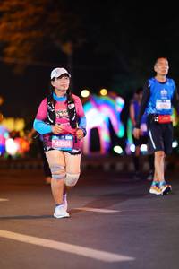 BIB: 45904
                            <button type="button" onclick="openModal(21590077)" class="btn btn-primary btn-sm float-right btn-popup" data-toggle="modal" data-target=".modal-high-quality">
                        <i class="fas fa-shopping-cart"></i> Add to Cart
                    </button>
                                            <button type="button" onclick="isThisMe(21590077, true)" class="btn btn-success btn-sm float-right btn-popup btn-isme hidden" data-toggle="tooltip" data-placement="bottom" title="นี่คือรูปของคุณใช่ไหม คลิกที่นี่เพื่อเอาเข้าอัลบั้ม">
                        <i class="fas fa-plus"></i> Add to album
                    </button>
                    <button type="button" onclick="isThisMe(21590077, false)" class="btn btn-warning btn-sm float-right btn-popup btn-isnotme hidden">
                        <i class="fas fa-ban"></i> Remove from album
                    </button>