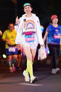 BIB: 45155
                            <button type="button" onclick="openModal(21583044)" class="btn btn-primary btn-sm float-right btn-popup" data-toggle="modal" data-target=".modal-high-quality">
                        <i class="fas fa-shopping-cart"></i> Add to Cart
                    </button>
                                            <button type="button" onclick="isThisMe(21583044, true)" class="btn btn-success btn-sm float-right btn-popup btn-isme hidden" data-toggle="tooltip" data-placement="bottom" title="นี่คือรูปของคุณใช่ไหม คลิกที่นี่เพื่อเอาเข้าอัลบั้ม">
                        <i class="fas fa-plus"></i> Add to album
                    </button>
                    <button type="button" onclick="isThisMe(21583044, false)" class="btn btn-warning btn-sm float-right btn-popup btn-isnotme hidden">
                        <i class="fas fa-ban"></i> Remove from album
                    </button>