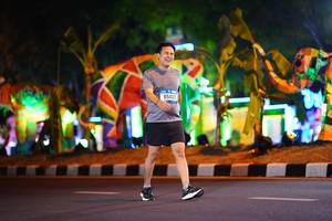 BIB: 65432
                            <button type="button" onclick="openModal(21669090)" class="btn btn-primary btn-sm float-right btn-popup" data-toggle="modal" data-target=".modal-high-quality">
                        <i class="fas fa-shopping-cart"></i> Add to Cart
                    </button>
                                            <button type="button" onclick="isThisMe(21669090, true)" class="btn btn-success btn-sm float-right btn-popup btn-isme hidden" data-toggle="tooltip" data-placement="bottom" title="นี่คือรูปของคุณใช่ไหม คลิกที่นี่เพื่อเอาเข้าอัลบั้ม">
                        <i class="fas fa-plus"></i> Add to album
                    </button>
                    <button type="button" onclick="isThisMe(21669090, false)" class="btn btn-warning btn-sm float-right btn-popup btn-isnotme hidden">
                        <i class="fas fa-ban"></i> Remove from album
                    </button>