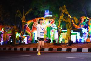 BIB: 41291
                            <button type="button" onclick="openModal(21669292)" class="btn btn-primary btn-sm float-right btn-popup" data-toggle="modal" data-target=".modal-high-quality">
                        <i class="fas fa-shopping-cart"></i> Add to Cart
                    </button>
                                            <button type="button" onclick="isThisMe(21669292, true)" class="btn btn-success btn-sm float-right btn-popup btn-isme hidden" data-toggle="tooltip" data-placement="bottom" title="นี่คือรูปของคุณใช่ไหม คลิกที่นี่เพื่อเอาเข้าอัลบั้ม">
                        <i class="fas fa-plus"></i> Add to album
                    </button>
                    <button type="button" onclick="isThisMe(21669292, false)" class="btn btn-warning btn-sm float-right btn-popup btn-isnotme hidden">
                        <i class="fas fa-ban"></i> Remove from album
                    </button>