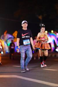 BIB: 41769
                            <button type="button" onclick="openModal(21589674)" class="btn btn-primary btn-sm float-right btn-popup" data-toggle="modal" data-target=".modal-high-quality">
                        <i class="fas fa-shopping-cart"></i> Add to Cart
                    </button>
                                            <button type="button" onclick="isThisMe(21589674, true)" class="btn btn-success btn-sm float-right btn-popup btn-isme hidden" data-toggle="tooltip" data-placement="bottom" title="นี่คือรูปของคุณใช่ไหม คลิกที่นี่เพื่อเอาเข้าอัลบั้ม">
                        <i class="fas fa-plus"></i> Add to album
                    </button>
                    <button type="button" onclick="isThisMe(21589674, false)" class="btn btn-warning btn-sm float-right btn-popup btn-isnotme hidden">
                        <i class="fas fa-ban"></i> Remove from album
                    </button>