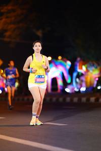 BIB: 85406
                            <button type="button" onclick="openModal(21555887)" class="btn btn-primary btn-sm float-right btn-popup" data-toggle="modal" data-target=".modal-high-quality">
                        <i class="fas fa-shopping-cart"></i> Add to Cart
                    </button>
                                            <button type="button" onclick="isThisMe(21555887, true)" class="btn btn-success btn-sm float-right btn-popup btn-isme hidden" data-toggle="tooltip" data-placement="bottom" title="นี่คือรูปของคุณใช่ไหม คลิกที่นี่เพื่อเอาเข้าอัลบั้ม">
                        <i class="fas fa-plus"></i> Add to album
                    </button>
                    <button type="button" onclick="isThisMe(21555887, false)" class="btn btn-warning btn-sm float-right btn-popup btn-isnotme hidden">
                        <i class="fas fa-ban"></i> Remove from album
                    </button>