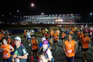 BIB: 24900, 2416, 28356
                            <button type="button" onclick="openModal(21334304)" class="btn btn-primary btn-sm float-right btn-popup" data-toggle="modal" data-target=".modal-high-quality">
                        <i class="fas fa-shopping-cart"></i> Add to Cart
                    </button>
                                            <button type="button" onclick="isThisMe(21334304, true)" class="btn btn-success btn-sm float-right btn-popup btn-isme hidden" data-toggle="tooltip" data-placement="bottom" title="นี่คือรูปของคุณใช่ไหม คลิกที่นี่เพื่อเอาเข้าอัลบั้ม">
                        <i class="fas fa-plus"></i> Add to album
                    </button>
                    <button type="button" onclick="isThisMe(21334304, false)" class="btn btn-warning btn-sm float-right btn-popup btn-isnotme hidden">
                        <i class="fas fa-ban"></i> Remove from album
                    </button>