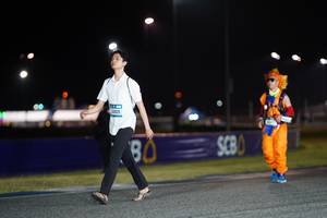 BIB: 6080
                            <button type="button" onclick="openModal(20856081)" class="btn btn-primary btn-sm float-right btn-popup" data-toggle="modal" data-target=".modal-high-quality">
                        <i class="fas fa-shopping-cart"></i> Add to Cart
                    </button>
                                            <button type="button" onclick="isThisMe(20856081, true)" class="btn btn-success btn-sm float-right btn-popup btn-isme hidden" data-toggle="tooltip" data-placement="bottom" title="นี่คือรูปของคุณใช่ไหม คลิกที่นี่เพื่อเอาเข้าอัลบั้ม">
                        <i class="fas fa-plus"></i> Add to album
                    </button>
                    <button type="button" onclick="isThisMe(20856081, false)" class="btn btn-warning btn-sm float-right btn-popup btn-isnotme hidden">
                        <i class="fas fa-ban"></i> Remove from album
                    </button>