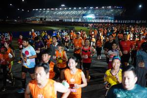 BIB: 323, 500, 20222
                            <button type="button" onclick="openModal(21346739)" class="btn btn-primary btn-sm float-right btn-popup" data-toggle="modal" data-target=".modal-high-quality">
                        <i class="fas fa-shopping-cart"></i> Add to Cart
                    </button>
                                            <button type="button" onclick="isThisMe(21346739, true)" class="btn btn-success btn-sm float-right btn-popup btn-isme hidden" data-toggle="tooltip" data-placement="bottom" title="นี่คือรูปของคุณใช่ไหม คลิกที่นี่เพื่อเอาเข้าอัลบั้ม">
                        <i class="fas fa-plus"></i> Add to album
                    </button>
                    <button type="button" onclick="isThisMe(21346739, false)" class="btn btn-warning btn-sm float-right btn-popup btn-isnotme hidden">
                        <i class="fas fa-ban"></i> Remove from album
                    </button>